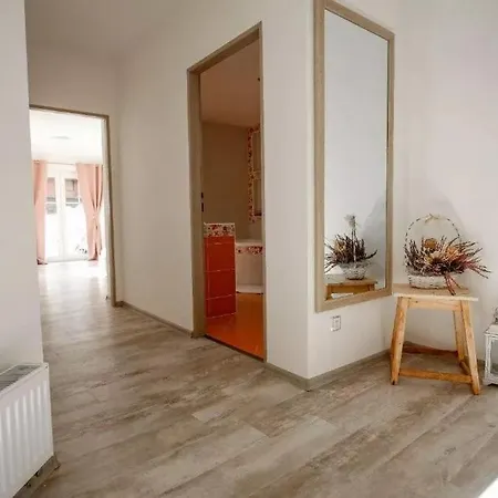 Lumina Villa